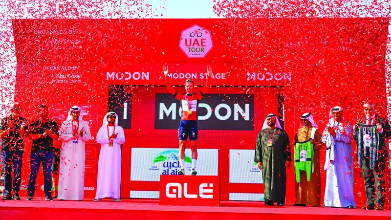 الامارات | الهولندية ويبيس تحتفظ بالقميصين الأحمر والأخضر