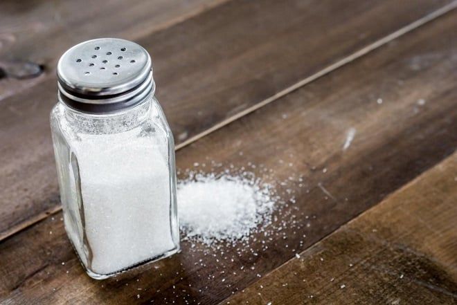 استبدله بالليمون.. 4 نصائح من "القصيم الصحي" لتقليل استهلاكك من الملح