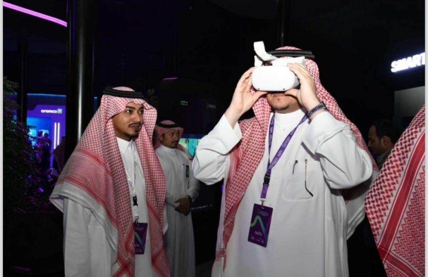 أمانة جدة تستعرض مشاريعها الرقمية في المنتدى الأول للمدن الذكية