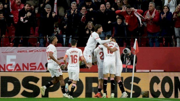 بطولة إسبانيا: إشبيلية يواصل صحوته ويزيد محَن أتلتيكو مدريد