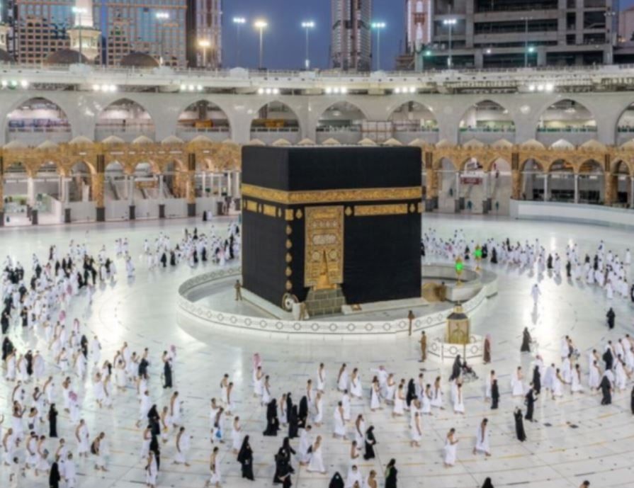 مواطن لوزارة الحج : متى سيتم استثناء محرم لكي يحجز؟.. والوزارة تجيب