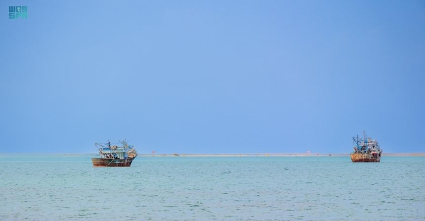 شاهد| الرايس.. شواطئ بكر تجذب عشاق المغامرات البحرية