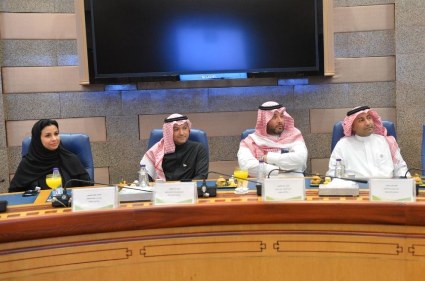 جامعة الملك عبد العزيز تتعاون مع "البحر الأحمر" في توفير فرص وظيفية