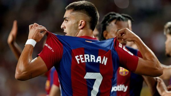 ثنائي برشلونة خارج مباراة نابولي المرتقبة