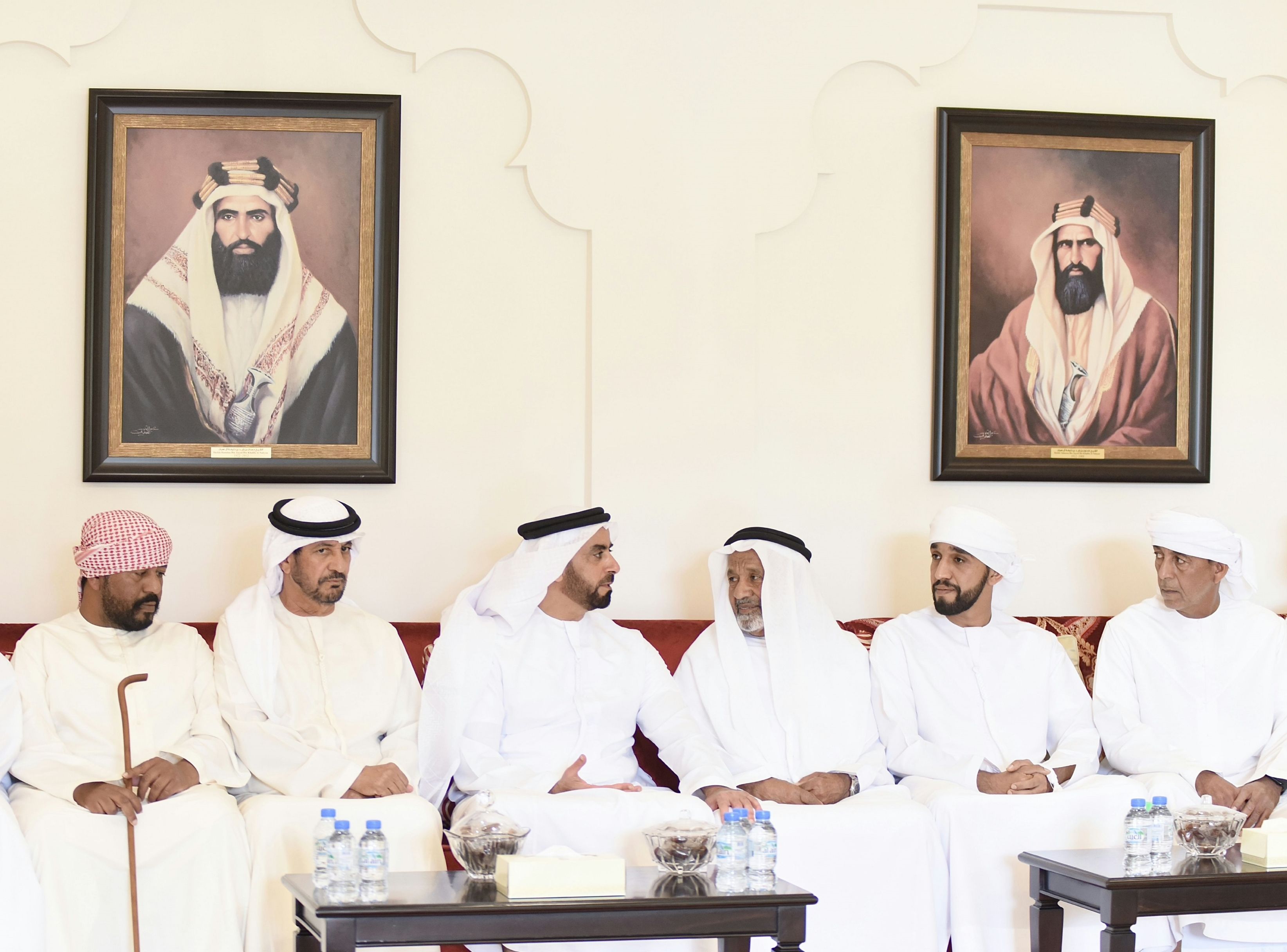 الامارات | سيف بن زايد يقدم واجب العزاء في شهيد الوطن محمد الشامسي