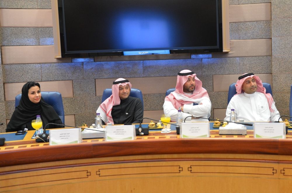 جامعة الملك عبد العزيز تتعاون مع "البحر الأحمر" في توفير فرص وظيفية