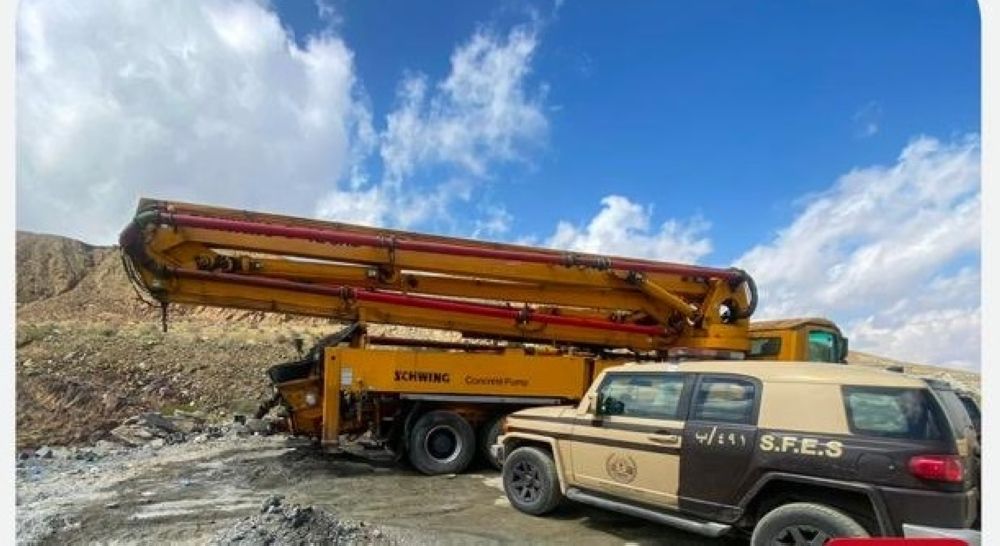 "الأمن البيئي" يضبط مخالفًا بتفريغ مواد خرسانية  في عسير