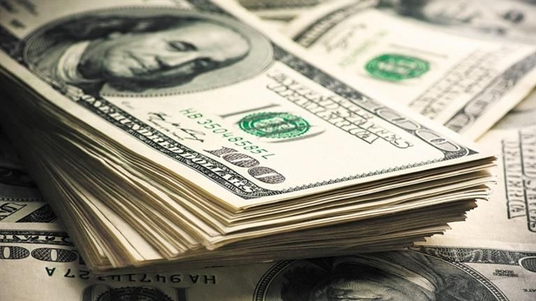 سعر الدولار اليوم الخميس مقابل الجنيه في 10 بنوك مع بداية التعاملات