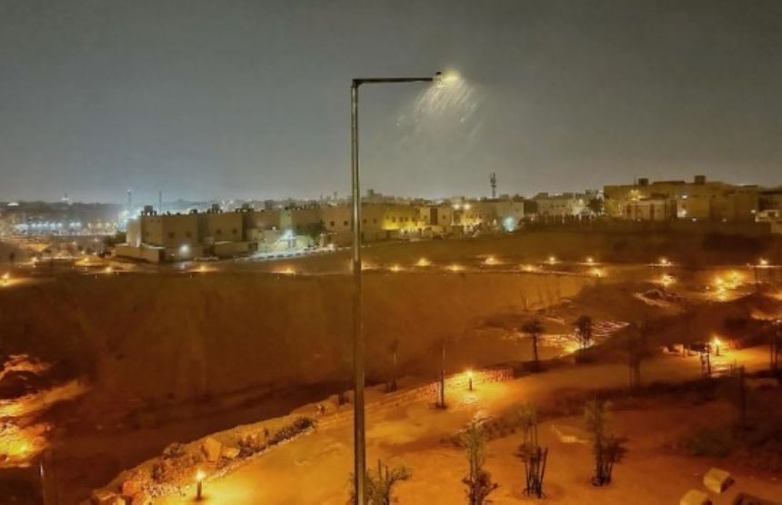 هطول أمطار غزيرة على مدينة الرياض
