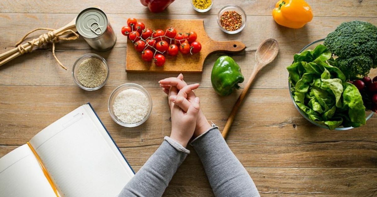 ماذا تعرف عن النظام الغذائي 80/20 وفوائده في إنقاص الوزن.. كل ما تود معرفته