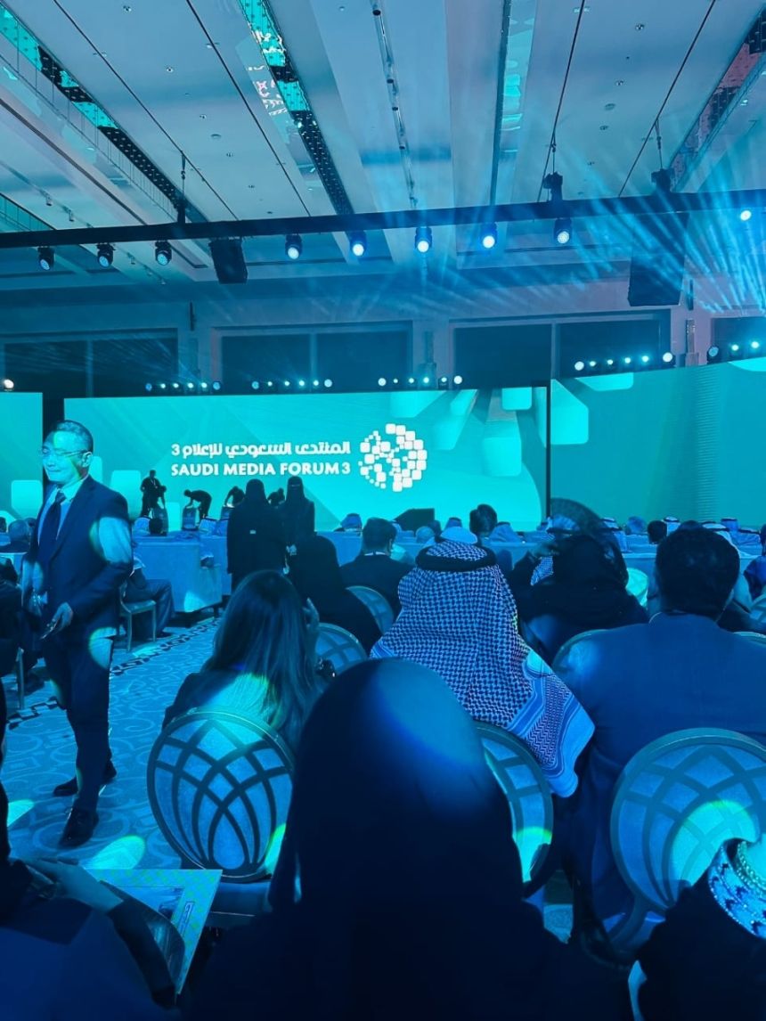 أمين "مجلس التعاون": الإعلام السعودي يسهم في بناء جسور التواصل وتعزيز رؤية 2030