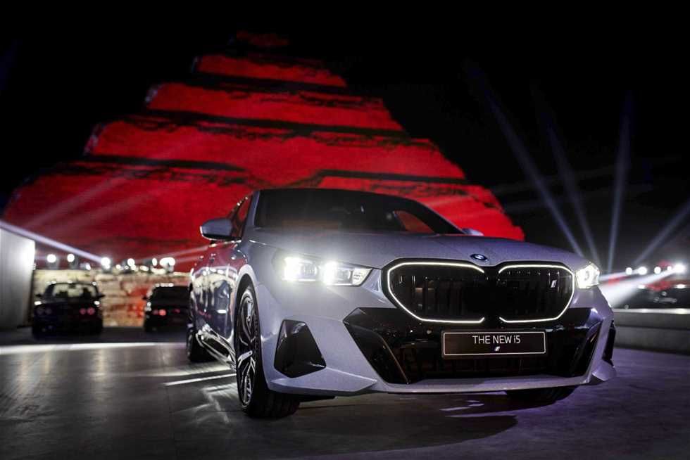 إطلاق BMW الفئة الخامسة الجديدة كلياً وi5 الكهربائية في مصر