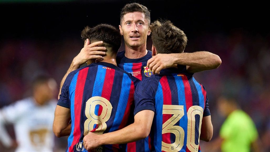 الليلة.. صراع "ناري" بين برشلونة ونابولي في دوري أبطال أوروبا