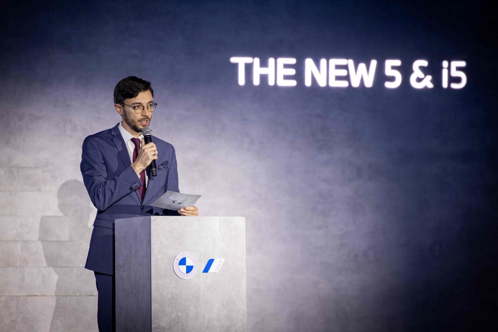إطلاق BMW الفئة الخامسة الجديدة كلياً وi5 الكهربائية في مصر