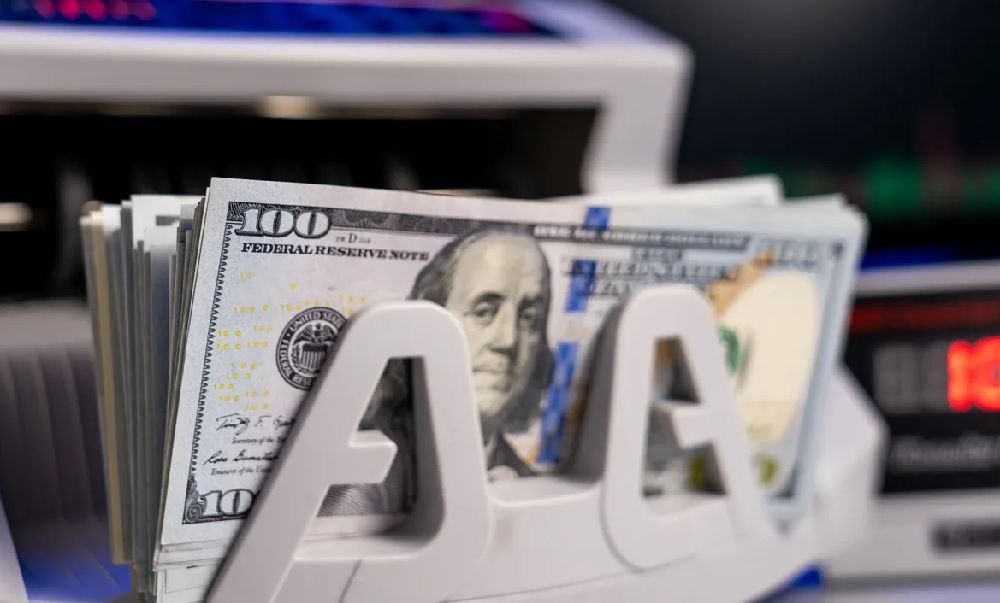 سعر الدولار مقابل الجنيه اليوم الأربعاء 21-2-2024 في البنوك المصرية
