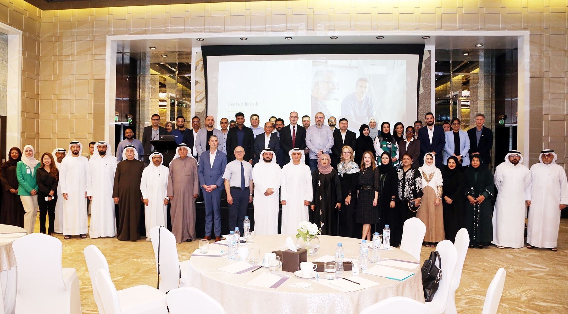 الامارات | "صحة دبي" تطلق مشروع "تقييم خدمات الرعاية الحرجة والتحويل في الحالات الطارئة"