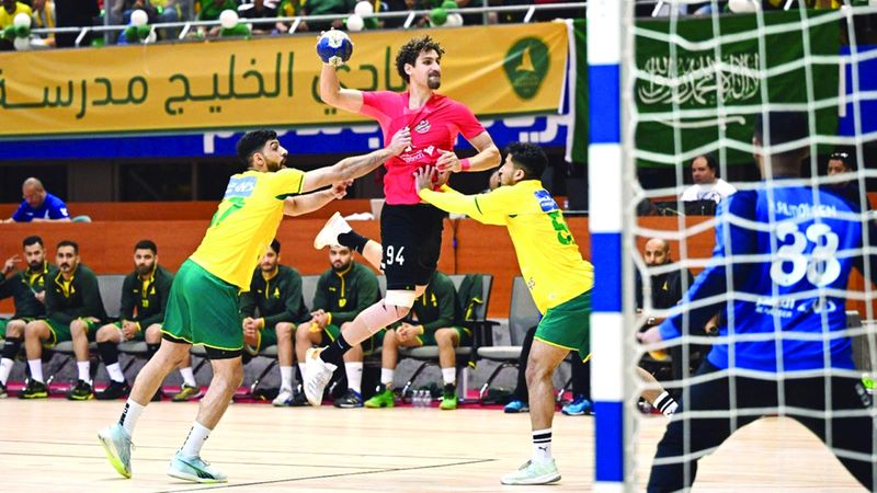 الامارات | شباب الأهلي يخسر «السوبر الإماراتي - السعودي» لمصلحة الخليج
