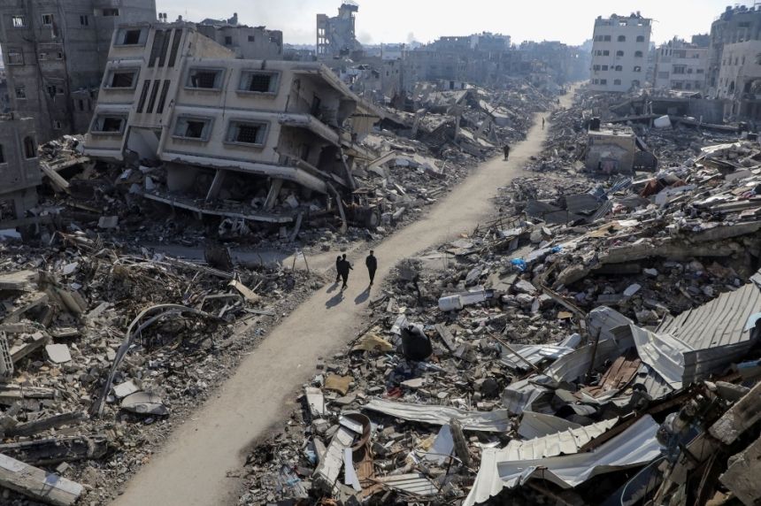 استشهاد 26 فلسطينياً في قصف إسرائيلي على وسط غزة