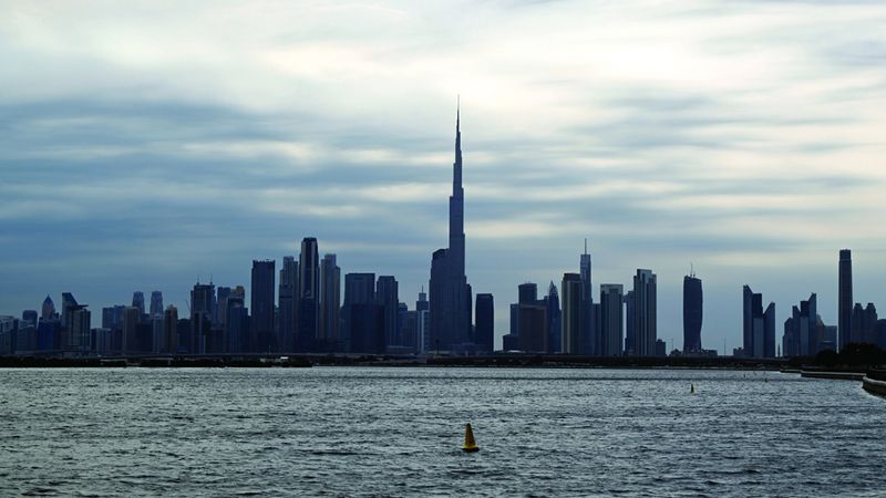 الامارات | «الأرصاد»: انخفاض في الحرارة اليوم.. وأمطار حتى الأربعاء