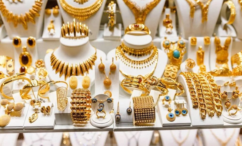 بعد الإعلان عن صفقة رأس الحكمة.. سعر الذهب يواصل تراجعاته مع بداية تعاملات اليوم