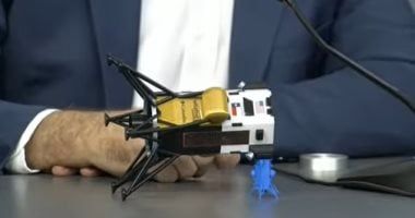 تكنولوجيا: ناسا: مركبة الهبوط على القمر "انقلبت على جانبها" ولكنها بحالة جيدة