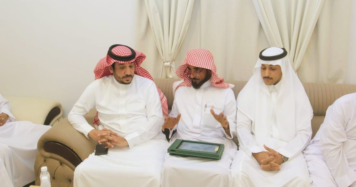 "بقار" يحتفل بعقد قرانه على كريمة "دوم" بصامطة