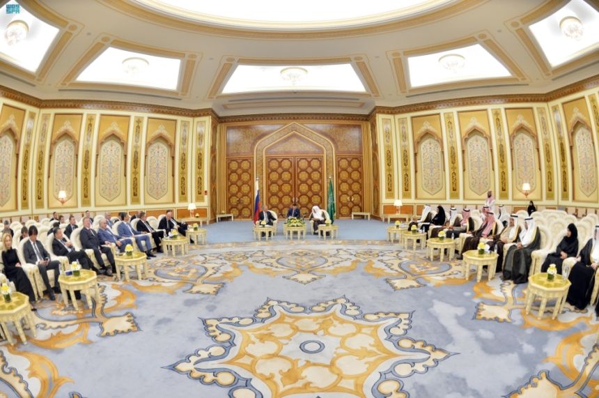 رئيس "الشورى" يعقد جلسة مباحثات مشتركة مع رئيس مجلس الدوما الروسي