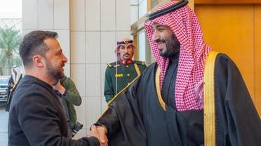 الخليج اليوم .. محمد بن سلمان يؤكد لزيلينسكي حرص المملكة ودعمها لحل الأزمة الأوكرانية