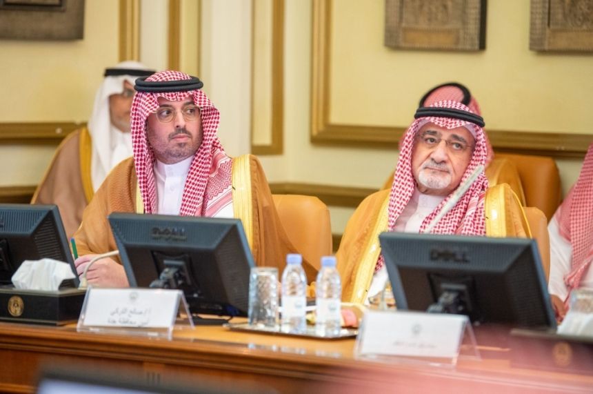 نائب أمير مكة يدشن 127 مشروعًا تنمويًا في جدة