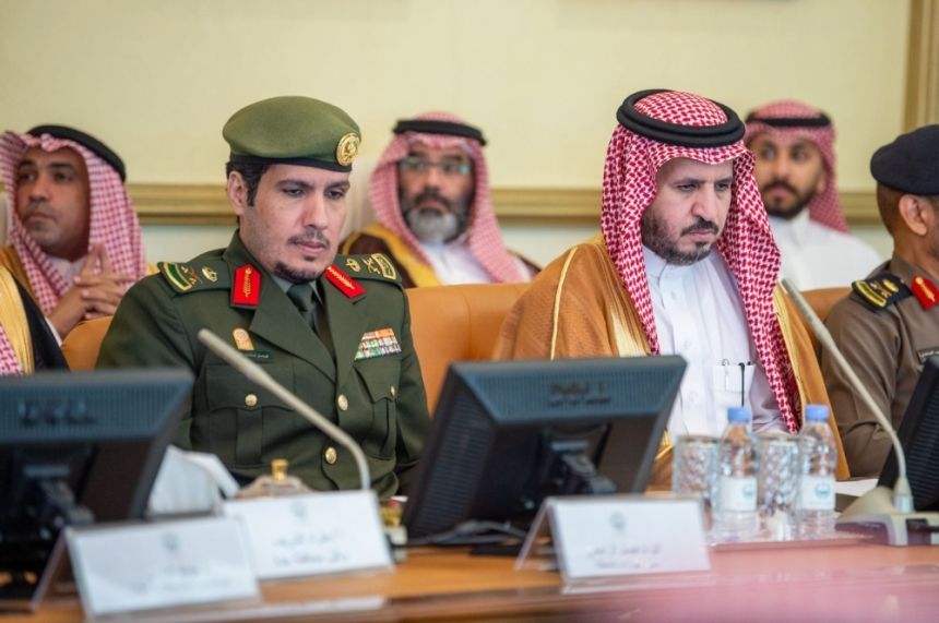 نائب أمير مكة يدشن 127 مشروعًا تنمويًا في جدة