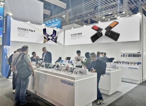تكنولوجيا: ‏Doogee تكشف عن هواتف DK الذكية والحاسب اللوحي T30 Max وأجهزة X القابلة للطي #MWC2024