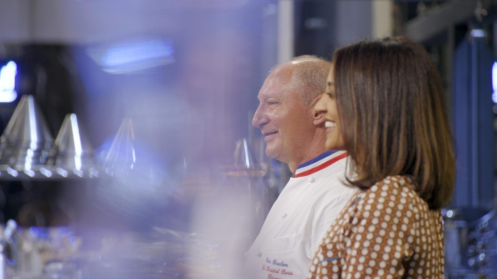 مشتركو TOP CHEF- ALL STARS يبرزون مهاراتهم بتقنية الحرق.. و4 منهم يتأهلون إلى نصف نهائي