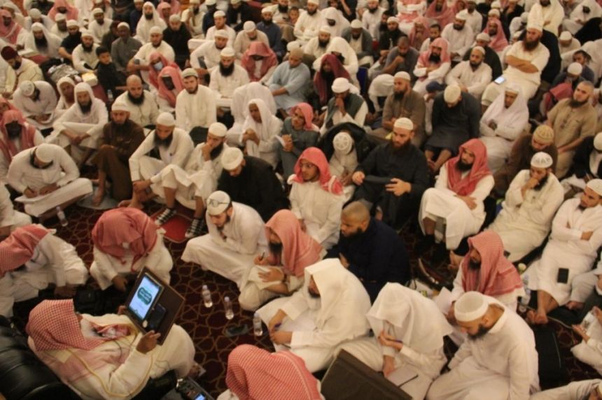 1030 منشط دعوي بمكة المكرمة خلال فبراير الماضي
