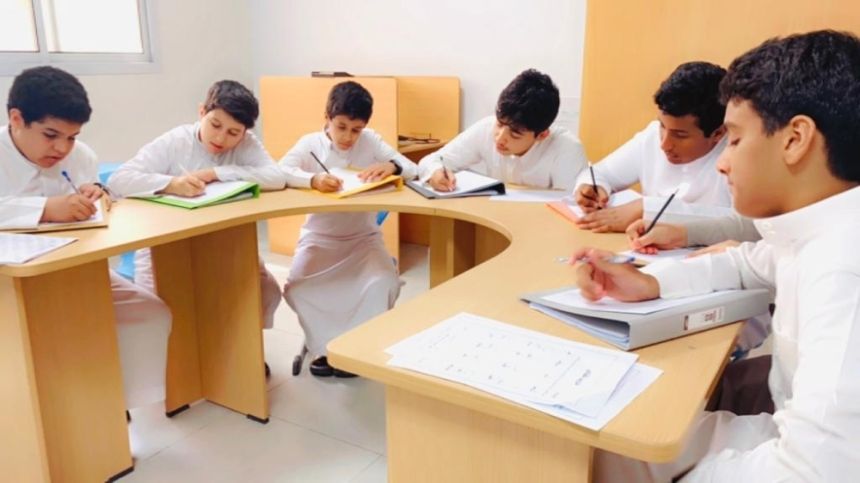 الفصل الدراسي الثالث.. عودة 700 ألف طالب وطالبة بمدارس جدة