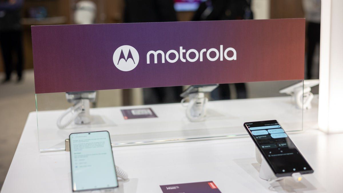 تكنولوجيا: موتورولا تقدم مقطع تشويقي لهاتفها الرائد التالي Moto X50 Ultra
