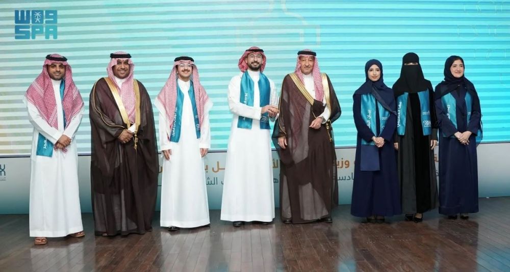 "سلام للتواصل الحضاري".. تخرج دفعة جديدة من برنامج تأهيل القيادات الشابة