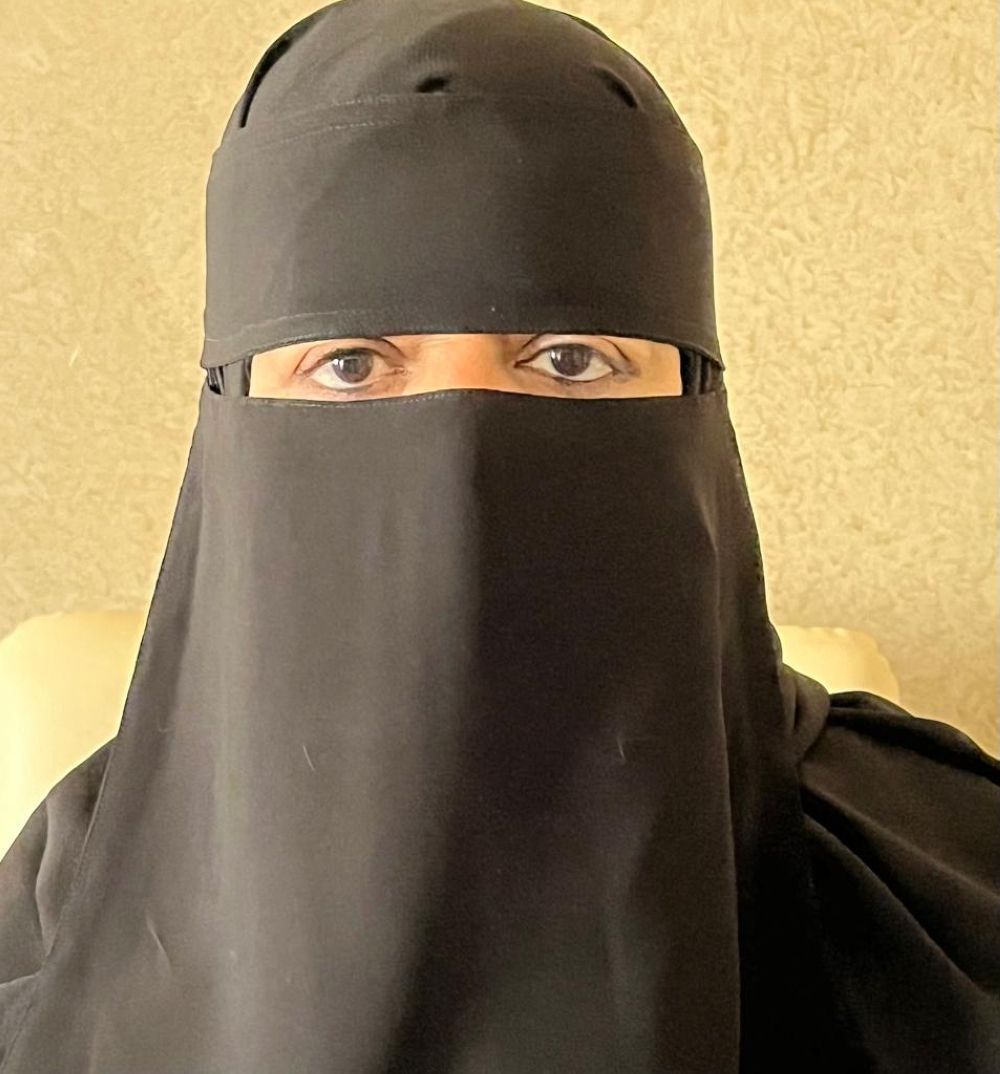 يقلل الإبداع.. مختصون يوضحون لـ"اليوم " عيوب الاكتفاء باستخدام التقنية في التعليم