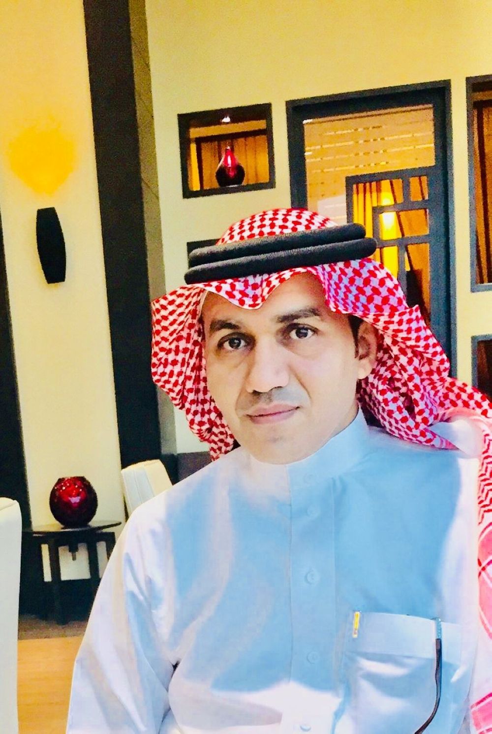 يقلل الإبداع.. مختصون يوضحون لـ"اليوم " عيوب الاكتفاء باستخدام التقنية في التعليم