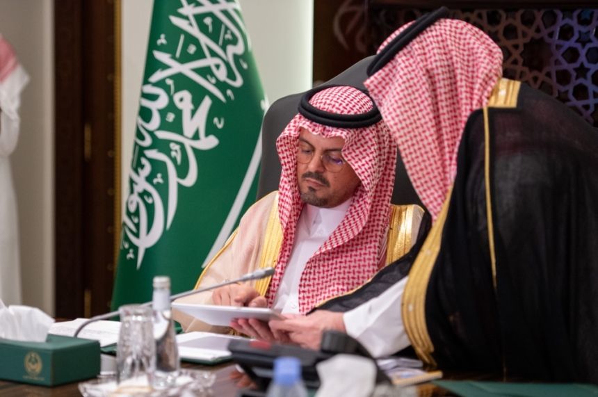 نائب أمير منطقة مكة المكرمة يدشن مستشفى الولادة والأطفال بجدة