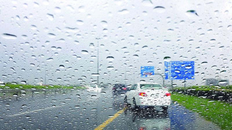الامارات | «الأرصاد»: استمرار الأمطار «الرعدية».. والحالة الجوية تصل ذروتها اليوم