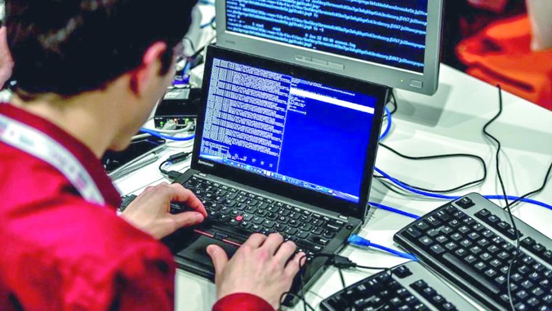 الامارات | 4 نصائح لحماية الأبناء من الترويج الإلكتروني للمخدرات