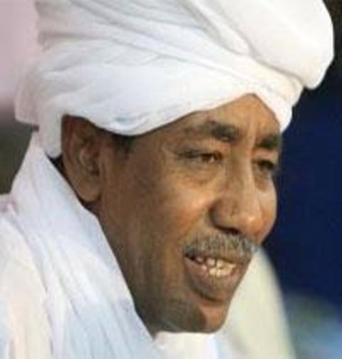 التوم هجو: علينا العمل مع المواطنين في مناطقهم وليس في بورتسودان