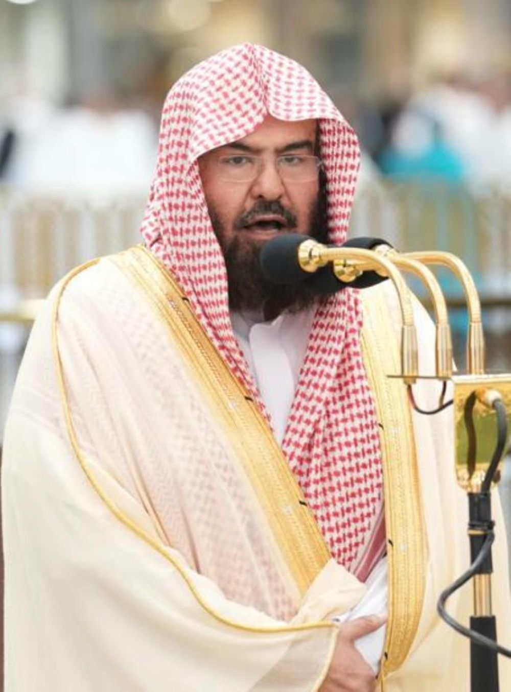 السديس: منصة "إحسان" إحدى ثمرات القيادة الرشيدة لتعظيم عمل الخير