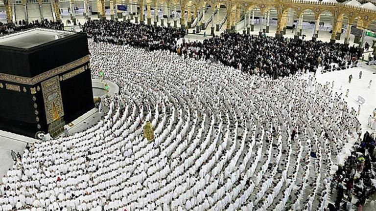 غرفة السياحة مُحذرة من عمرة الترانزيت: "هتخسر فلوسك"