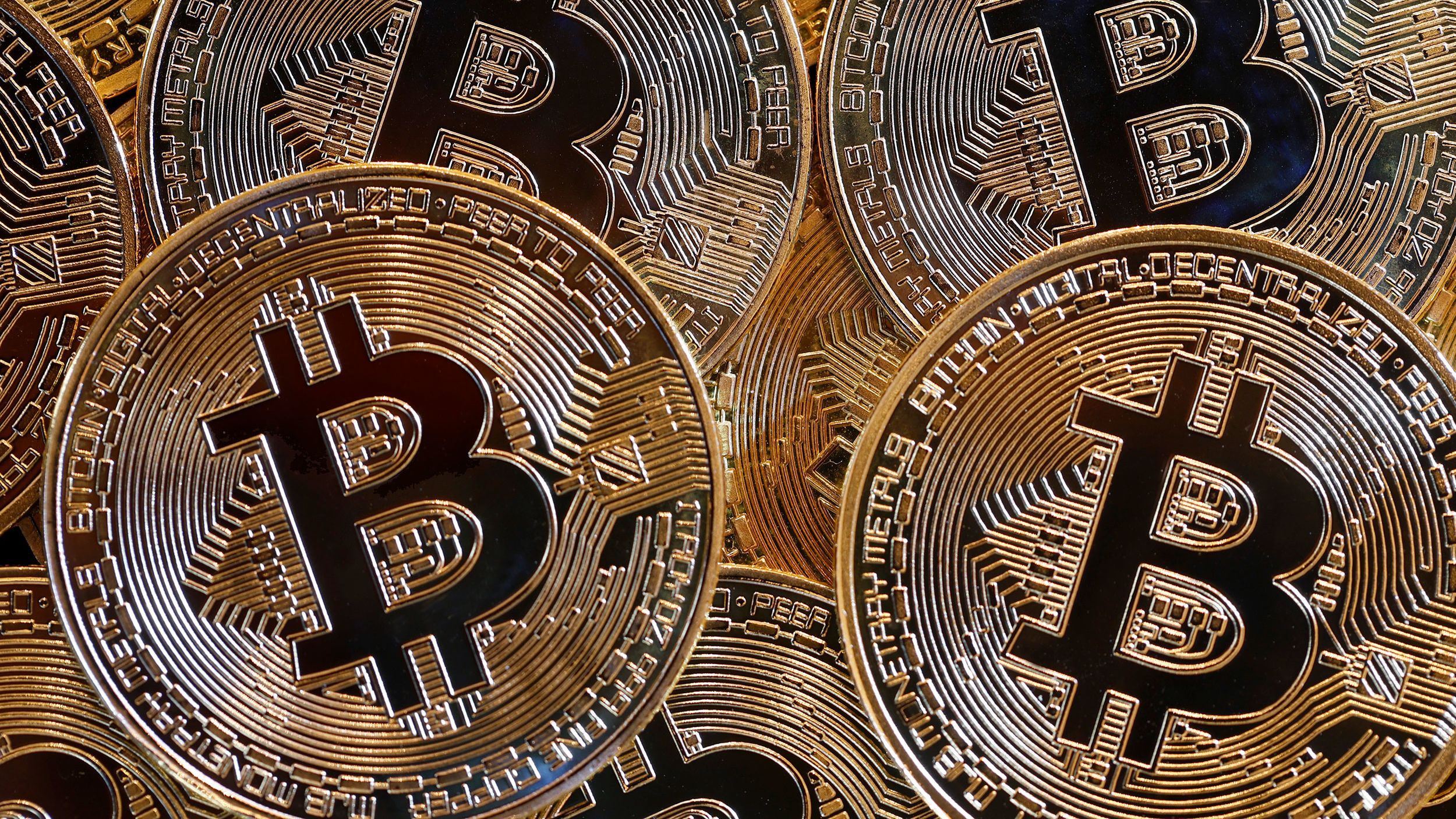 بعد الارتفاع اللافت في سعر البيتكوين: هل دخل المستثمرون الأفراد للسوق بالفعل؟