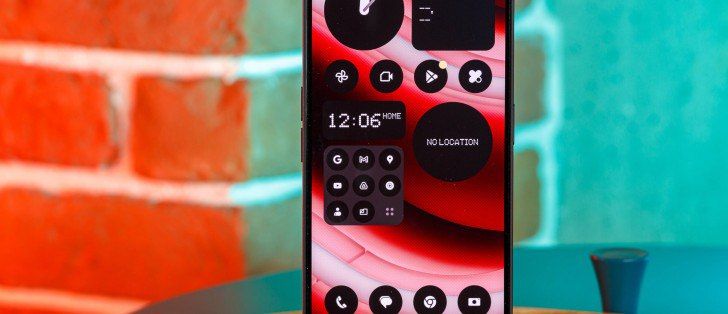 تكنولوجيا: مبيعات هاتف Nothing Phone (2a) تصل إلى 60 ألف في 60 دقيقة