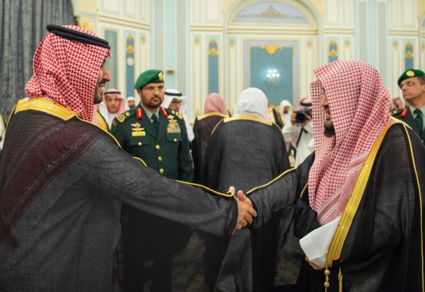 في قصر اليمامة.. ولي العهد يستقبل المهنئين بشهر رمضان المبارك