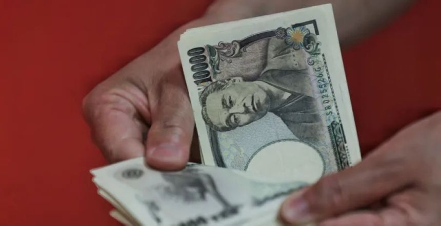 الدولار يستقر مع استيعاب الأسواق لارتفاع التضخم في أمريكا