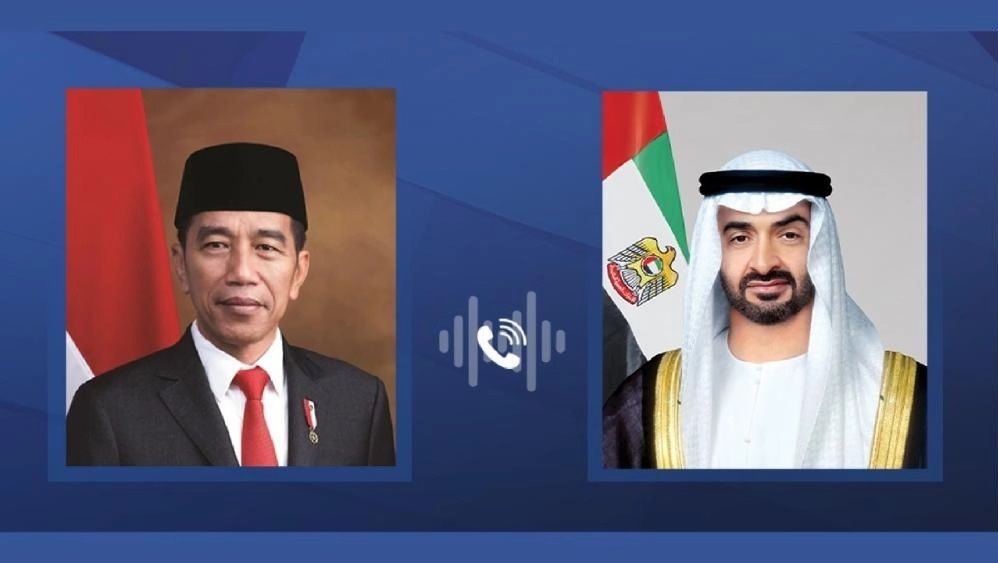 الامارات | رئيس الدولة يجري اتصالاً هاتفياً مع الرئيس الإندونيسي