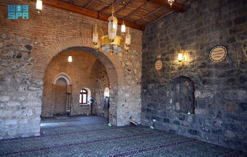 مسجد "الراية".. موقع قبة المصطفى يوم الخندق